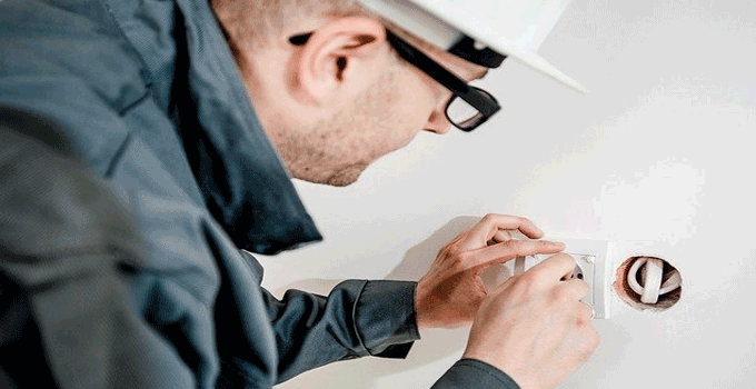 hire best electrical contractor