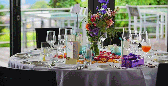 choosing right tablecloths